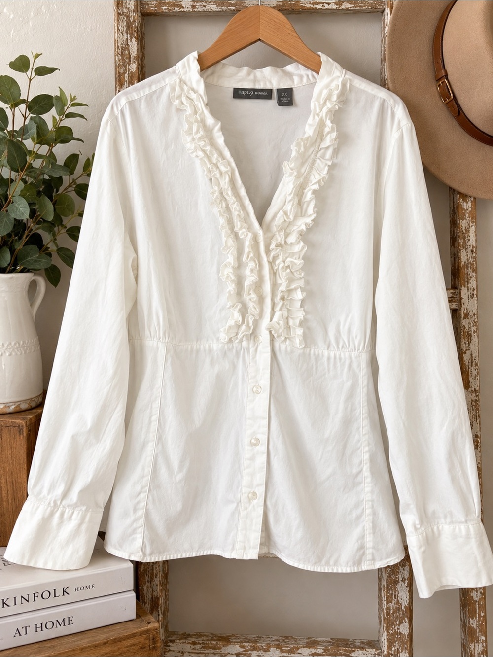Apt. 9 Ivory Ruffle V-Neck Button Front Blouse